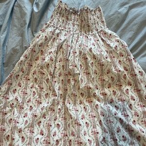 Hill House floral pattern skirt